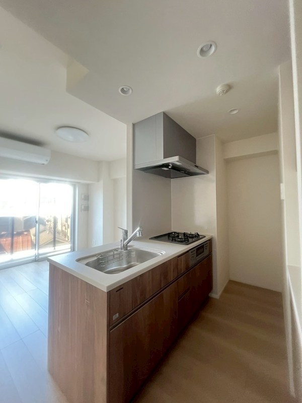 クレストコート北千住レジデンス キッチン