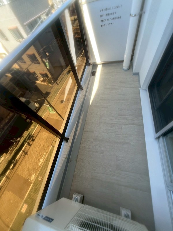 クレストコート北千住レジデンス ベランダ