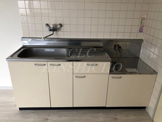 リバーサイドオオハシ キッチン