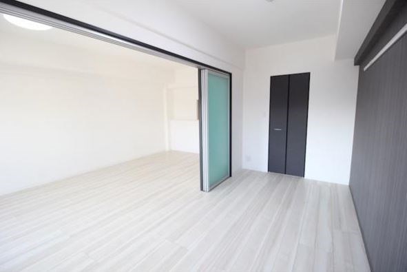 Cosmo study hills リビング