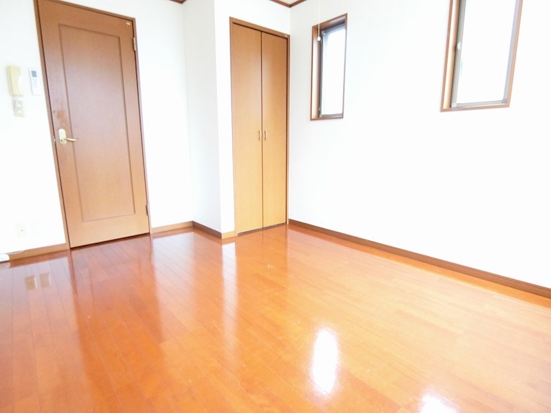 メゾン石神白山 ベッドルーム