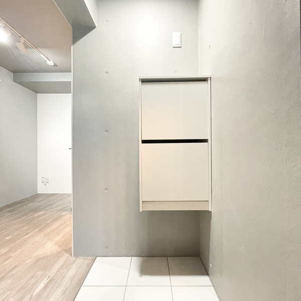 プランドール浅草 玄関