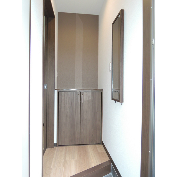 Loutus haruecho 玄関