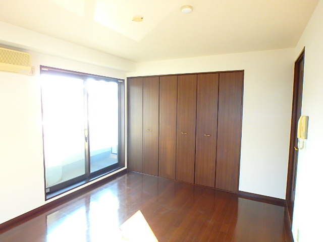 マリーナ・タカケンビル№６ ベッドルーム