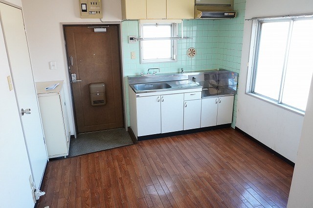 オレンジハイム リビング