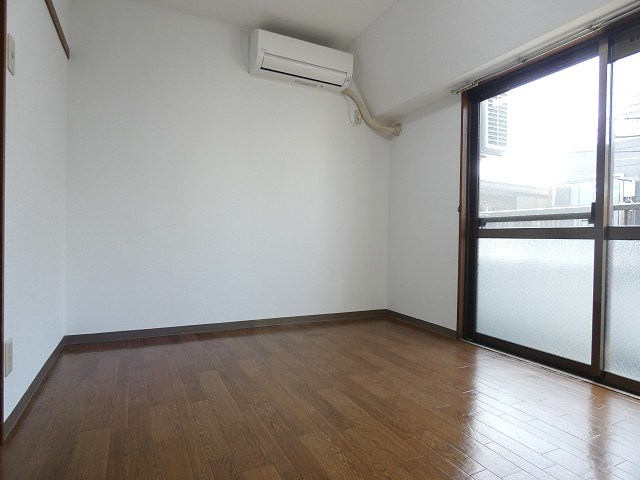 トウセンハイツ京島 ベッドルーム