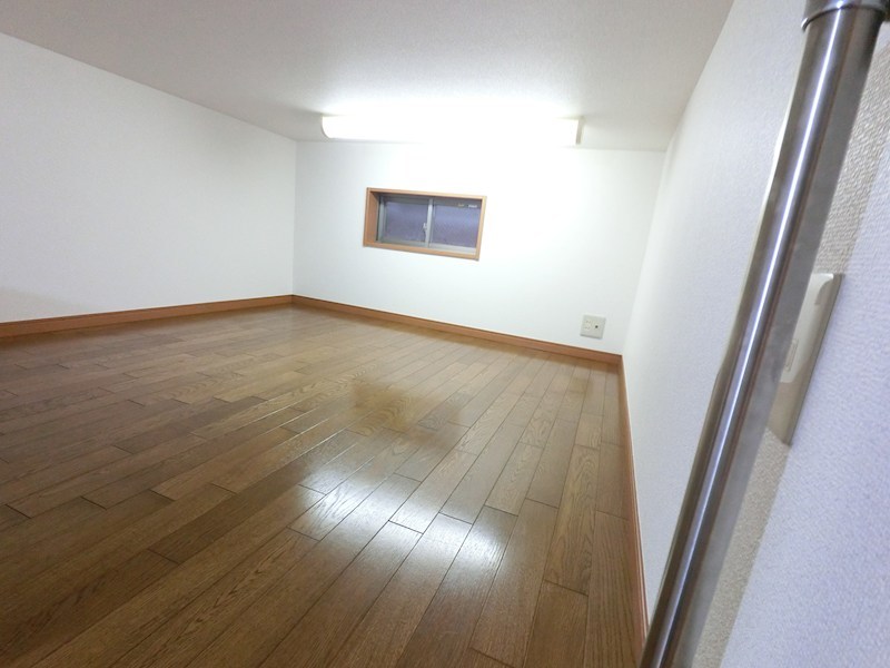 セードルエイキ リビング