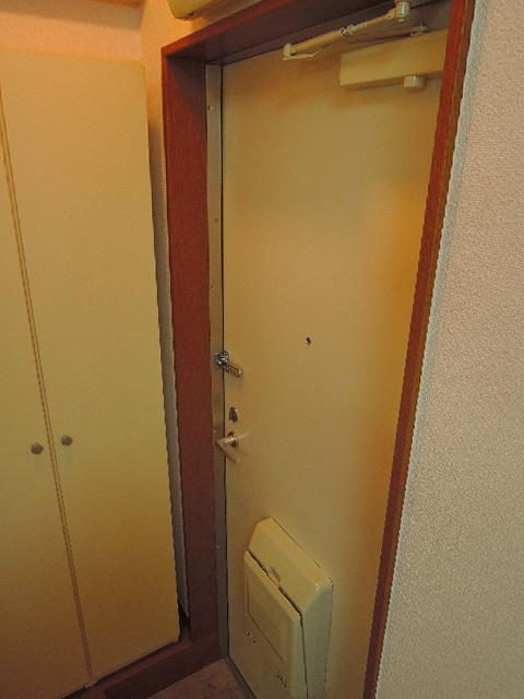 コーポカナメ 玄関