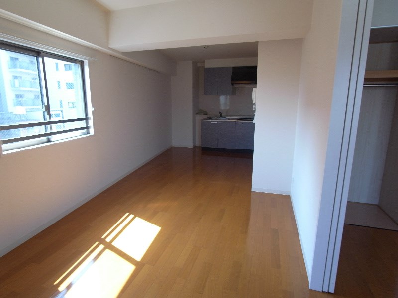 ＴＫ花梨ビル  リビング