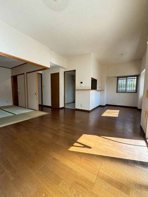 ライオンズガーデン町屋 リビング