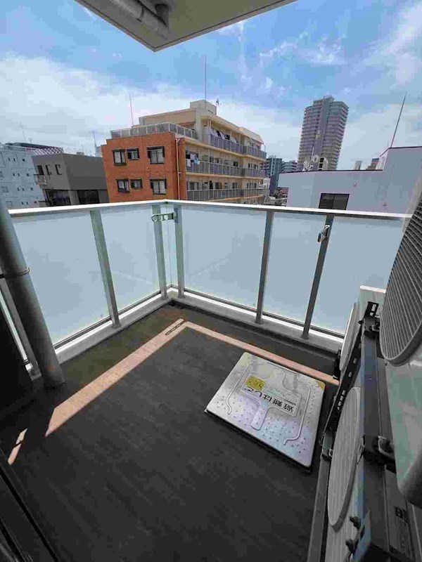 クレヴィアリグゼ日暮里 ベランダ