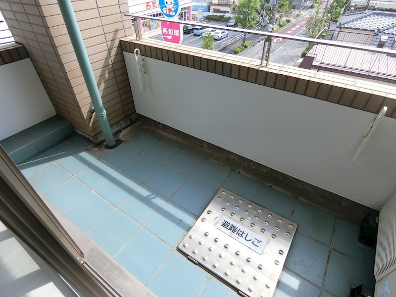 ＬＡＮＡＩ１５２１ ベランダ