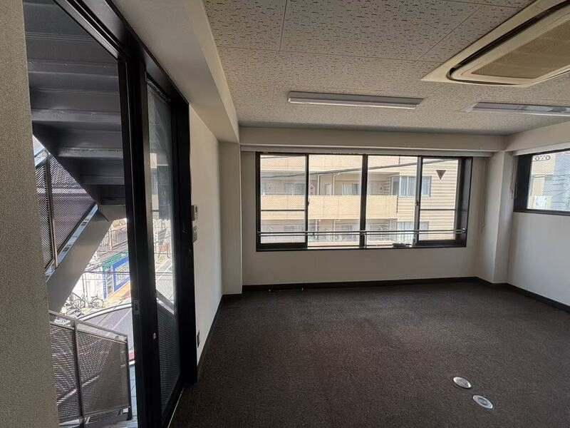 共和ビル リビング