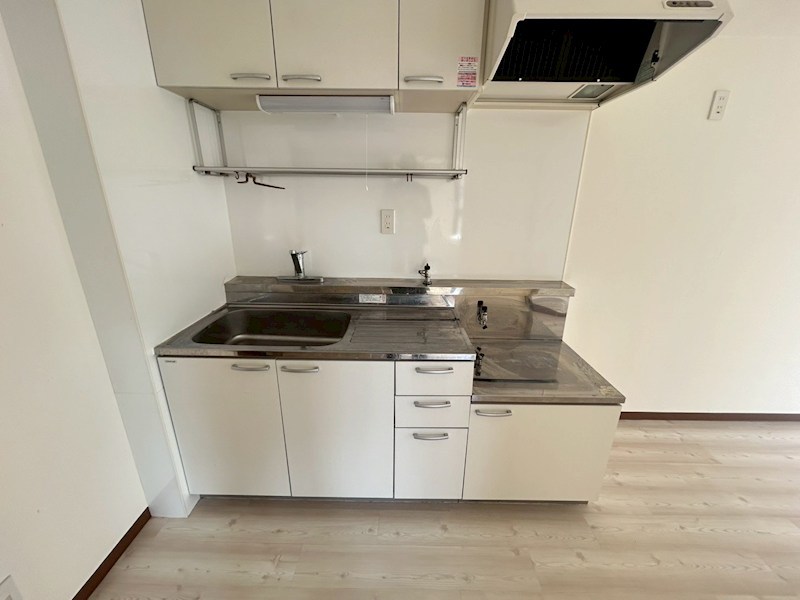 ソシアル末広 キッチン