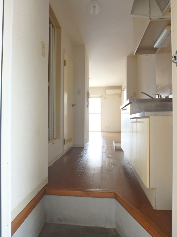 ジュネスコーポ 玄関