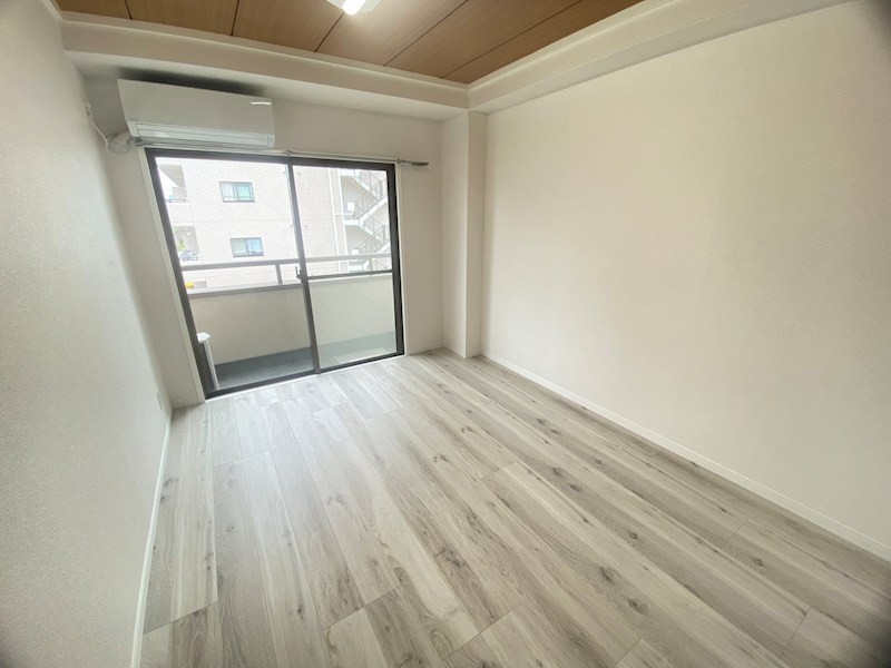 第２桑岡ビル ベッドルーム