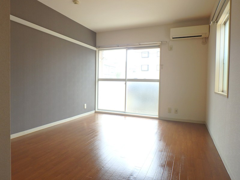 ジュネスコーポ リビング