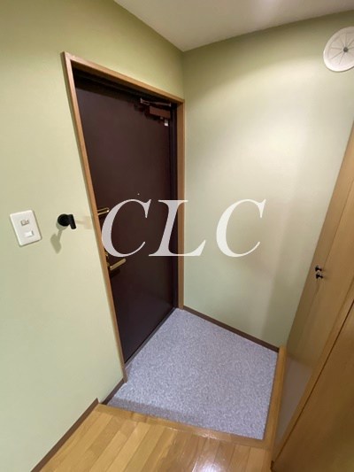 ジェイジルC 玄関