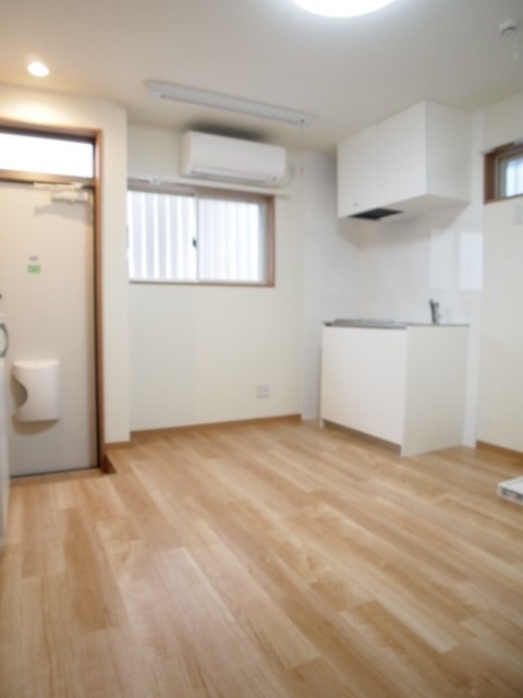 DENアパート三ノ輪 リビング