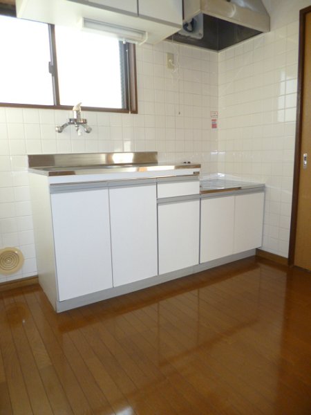 ハイツリバーランド キッチン