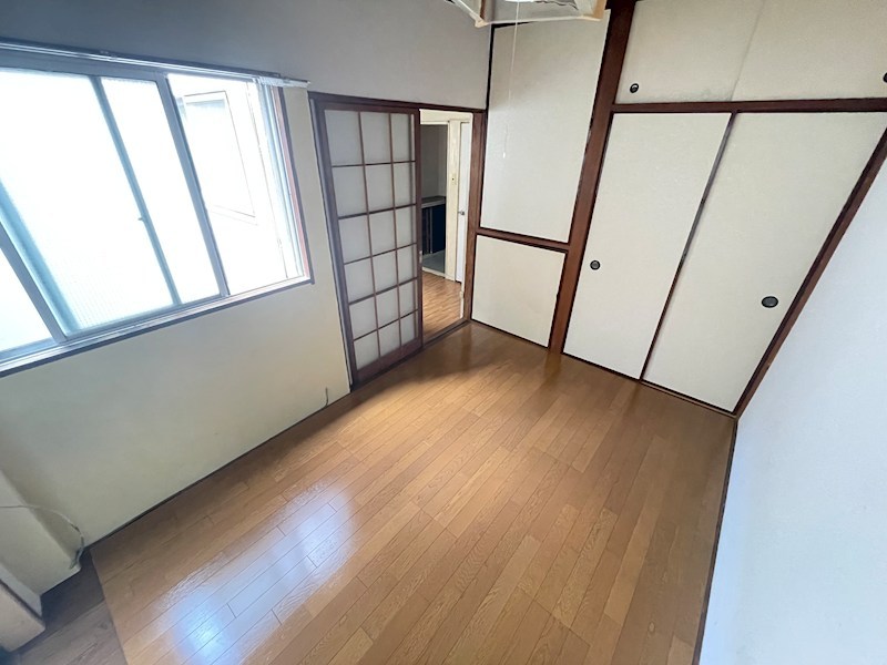 島村ビル ベッドルーム