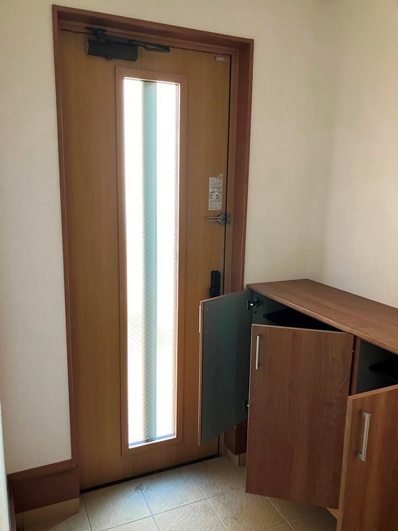 上篠崎3丁目戸建 玄関