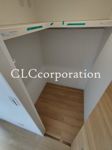 ジョワ・ド・ヴィーヴル その他1