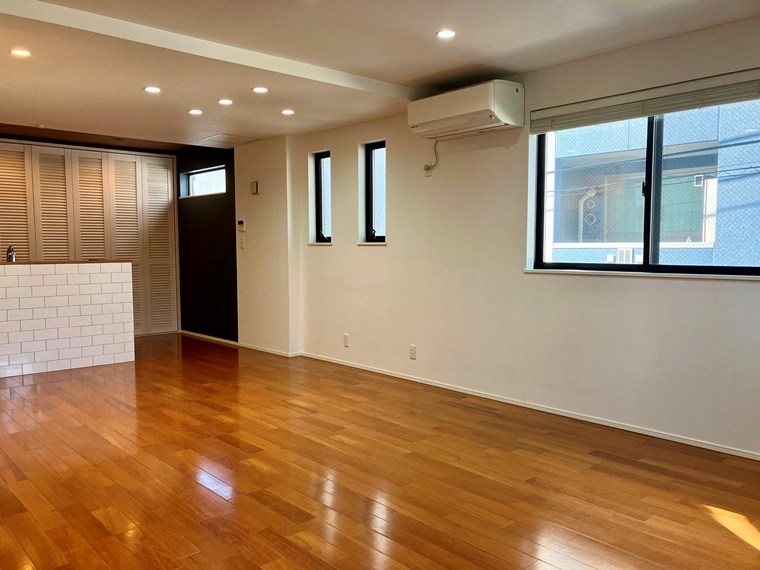 田端戸建 リビング