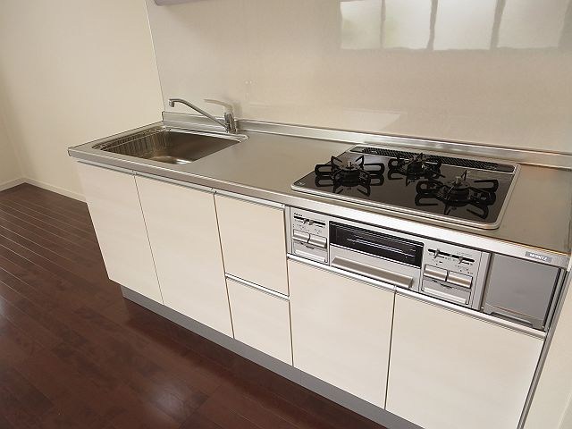 ヴィラロイヤル町屋 キッチン