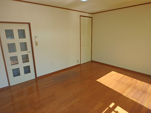 レジデンス加藤 ベッドルーム