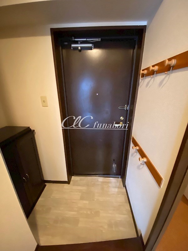 ラフィーネ篠崎 玄関