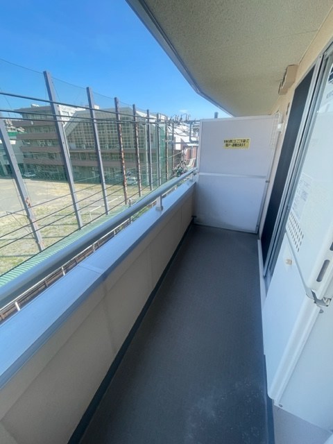 カーザ・デ・立花Ａ棟 ベランダ