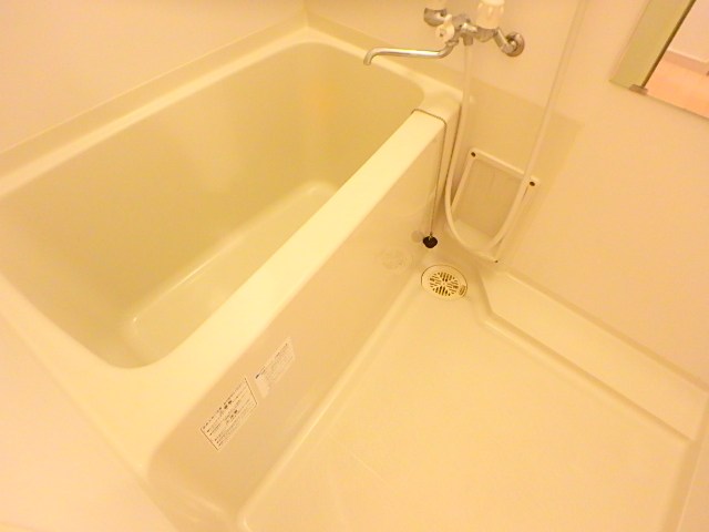 カーザ・デ・立花Ａ棟 風呂画像