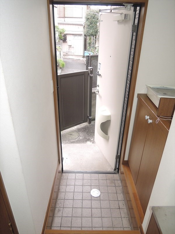 たつみ荘   玄関