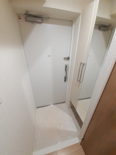 ルナ　ブリランテ浅草 玄関