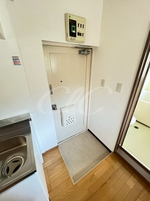 シャトレー堀切 玄関