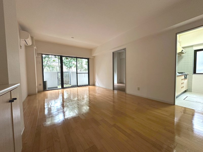 コスモプラザ行徳 リビング