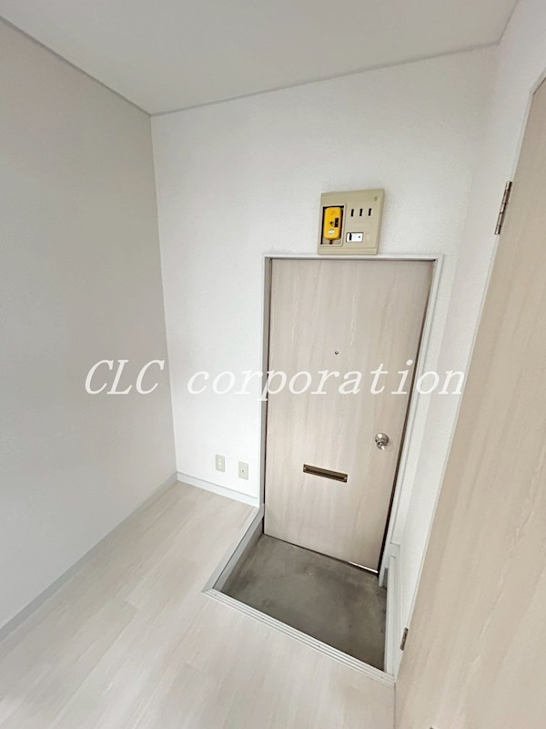 コーポエイト 玄関