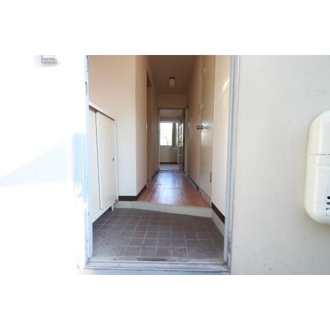 サンライズシナサン   玄関