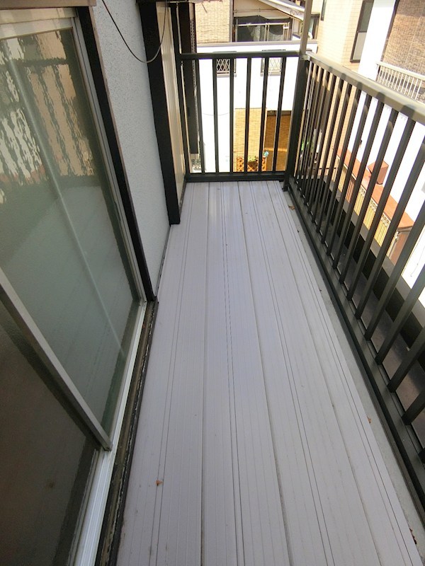 本一色２丁目貸家 ベランダ