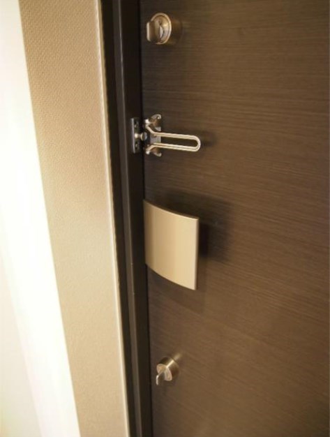 ルーブル両国 玄関