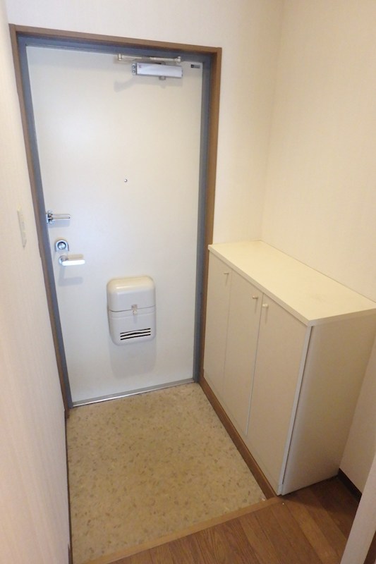 第２グレーシア小泉 玄関