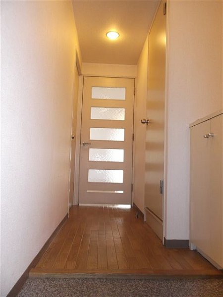 オークマンション 玄関