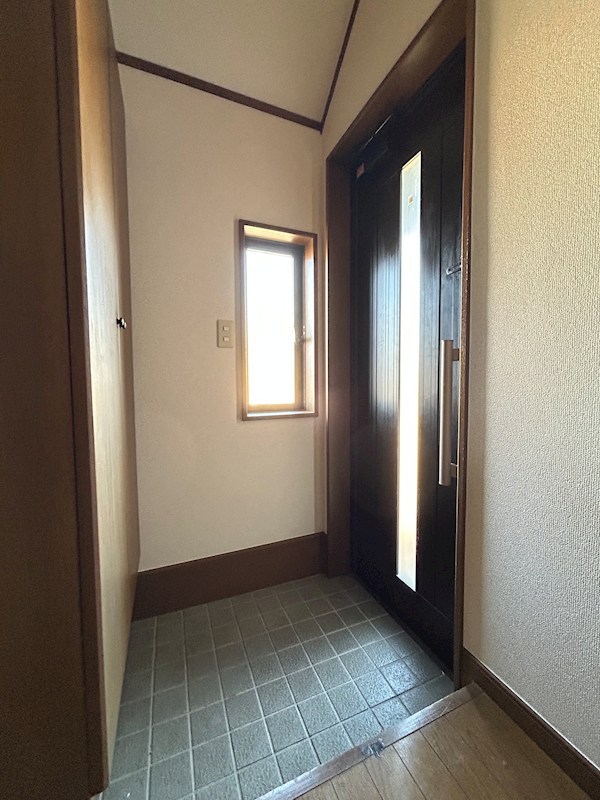 ハイム長島 玄関