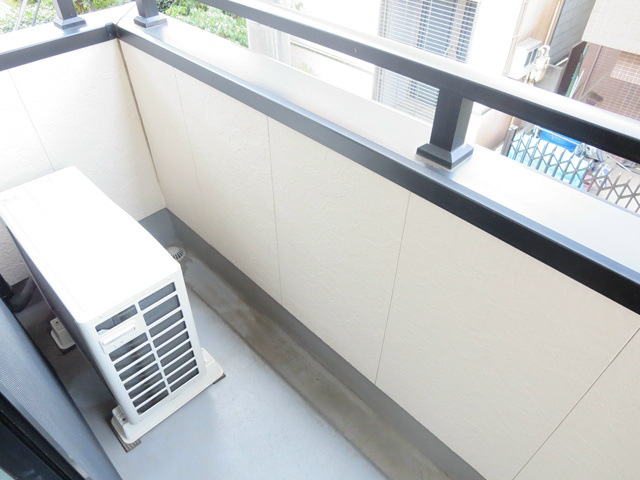 LS　CREW　J ベランダ