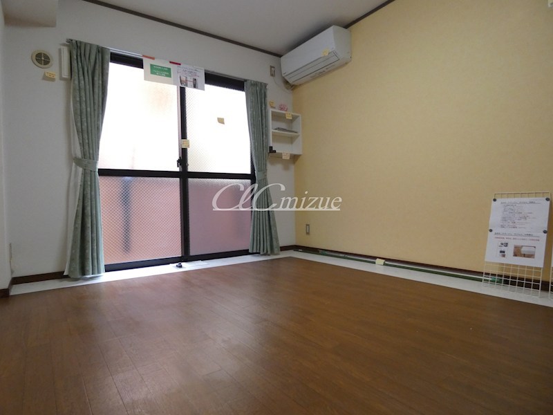 サクセス ベッドルーム