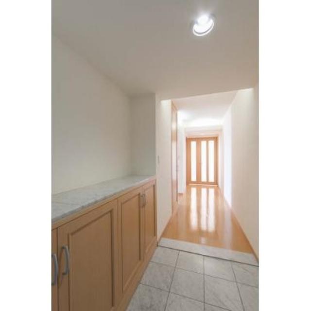 リバー＆タワー 玄関