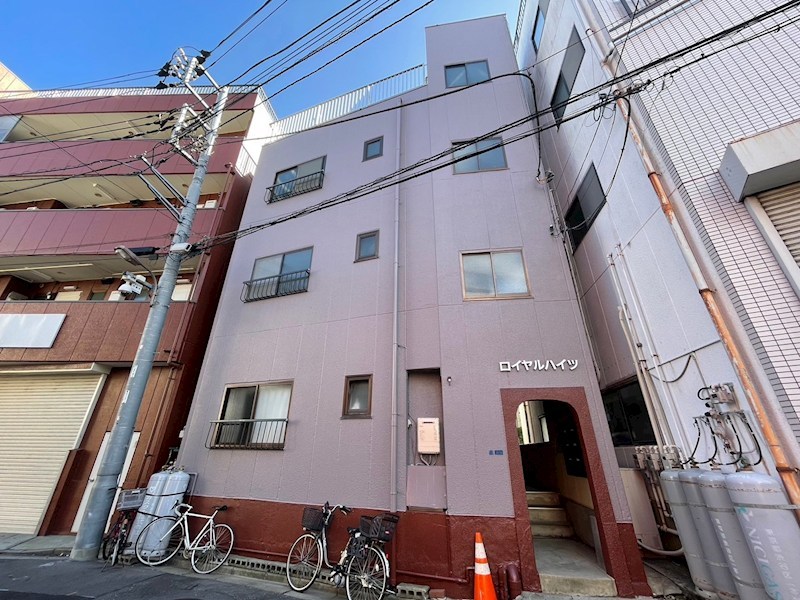 ロイヤルハイツ 203号室 外観