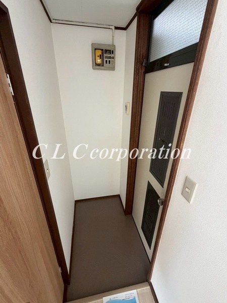 ロイヤルハイツ 玄関