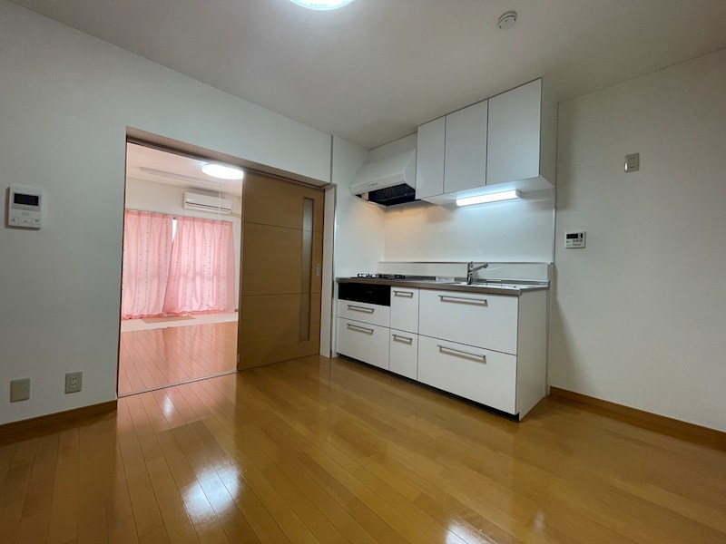 新潮通り一番館 リビング